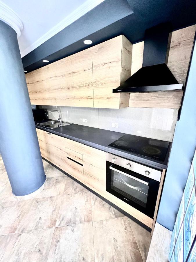 Genta Apartment "21 Dhjetori" Тирана Экстерьер фото
